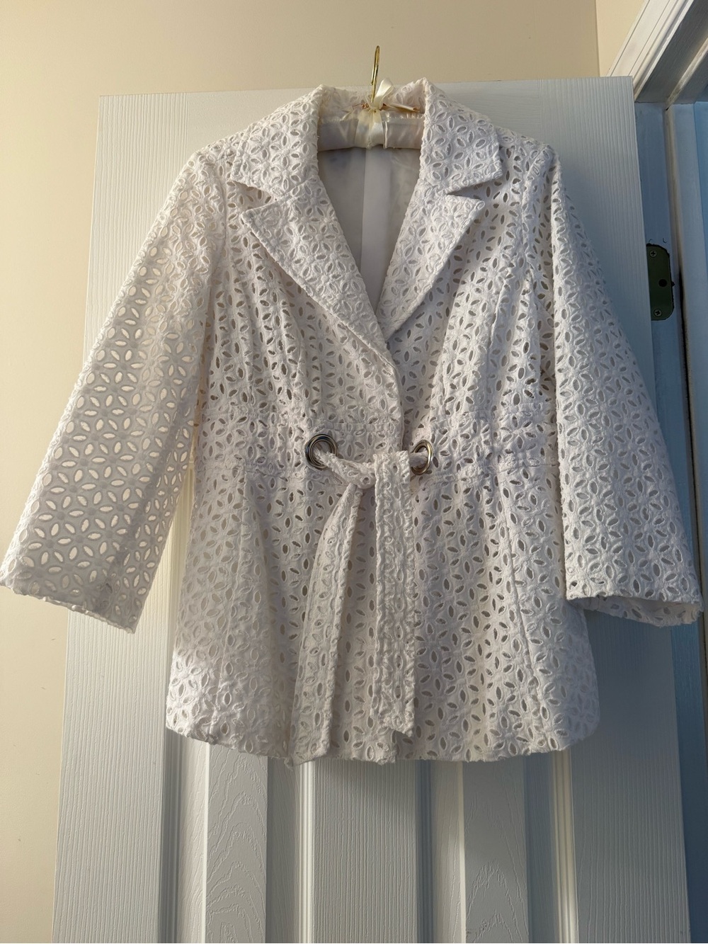 Zoe D. White Eyelet Cotton Jacket